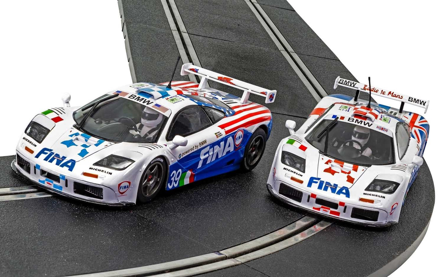 Scalextric C4012A McLaren F1 GTR Le Mans 1996 Twin Pack Slot Car