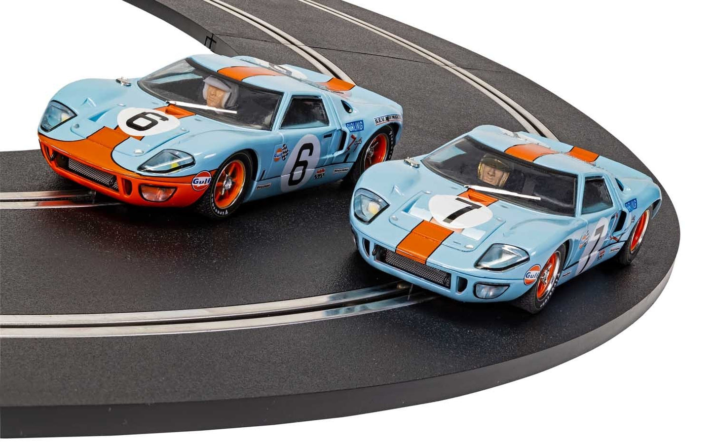 Scalextric C4041A 1969 GT40 Gulf Twin Pack Slot Car