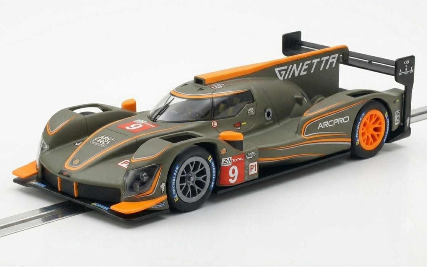 Scalextric C4120W Ginetta G60-LT-P1 Bronze #6 Slot Car