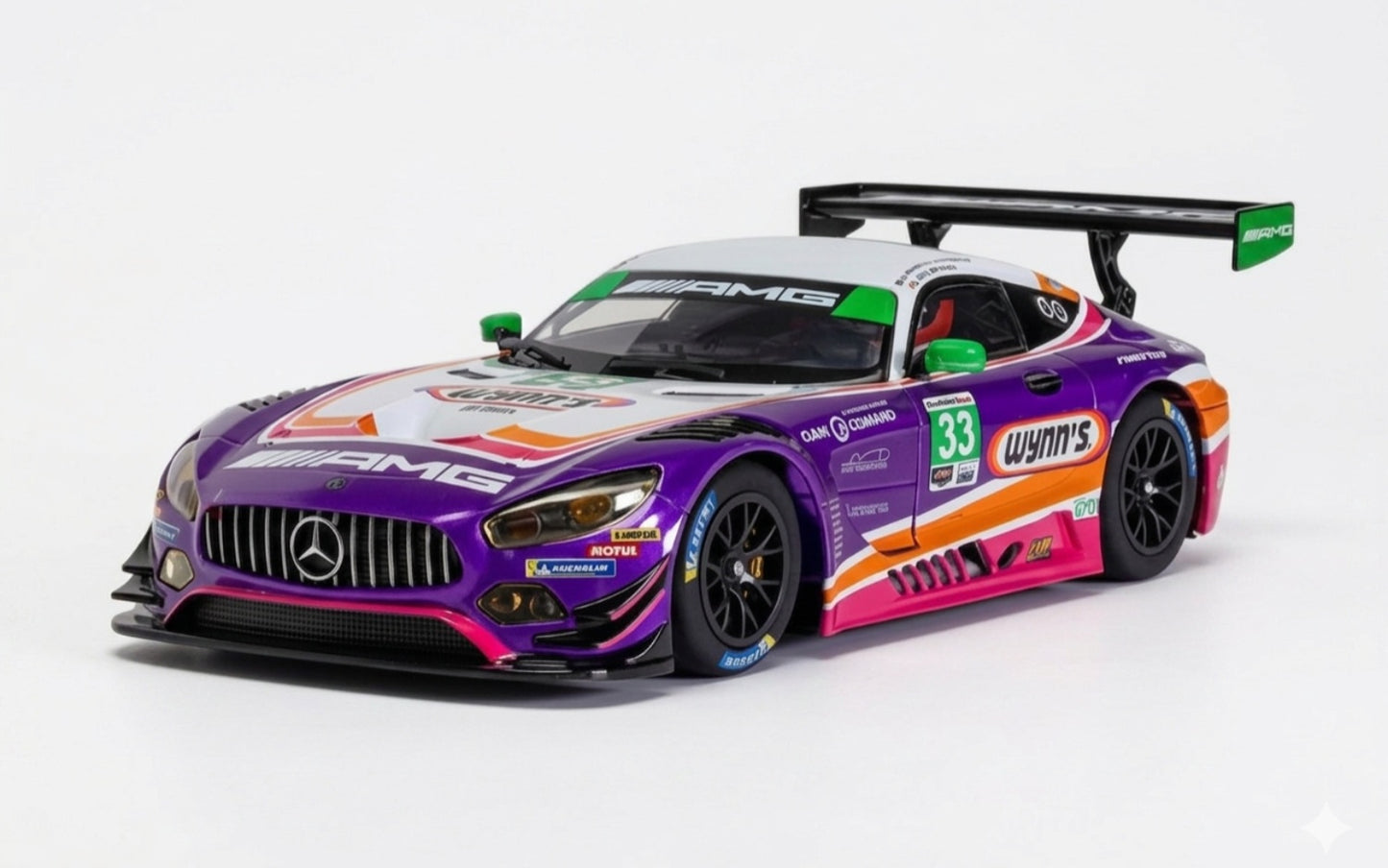 Scalextric C4205 Mercedes AMG GT3 Wyn's Racing #33
