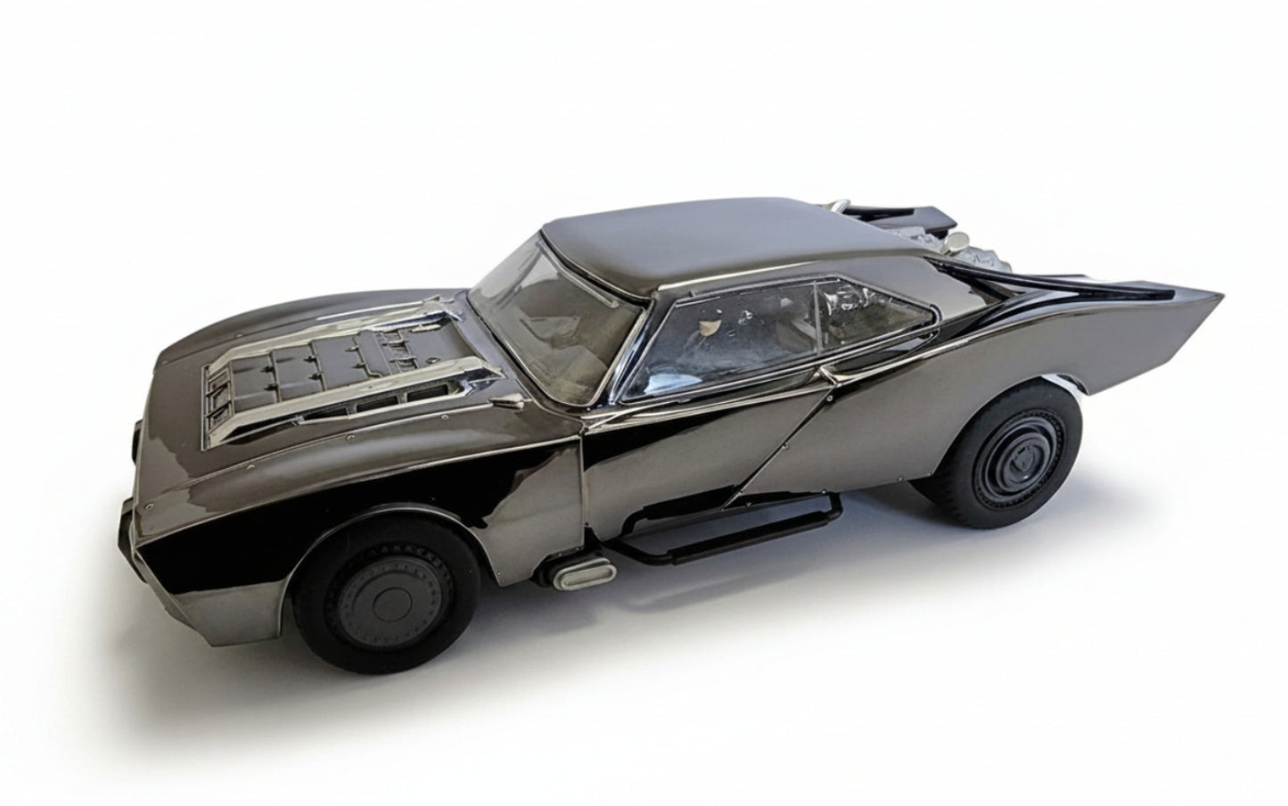 Scalextric C4578W Batmobile 2021 Chrome